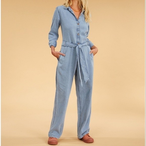 Billabong Light Blue Denim Jumpsuit - Picture 1 of 9